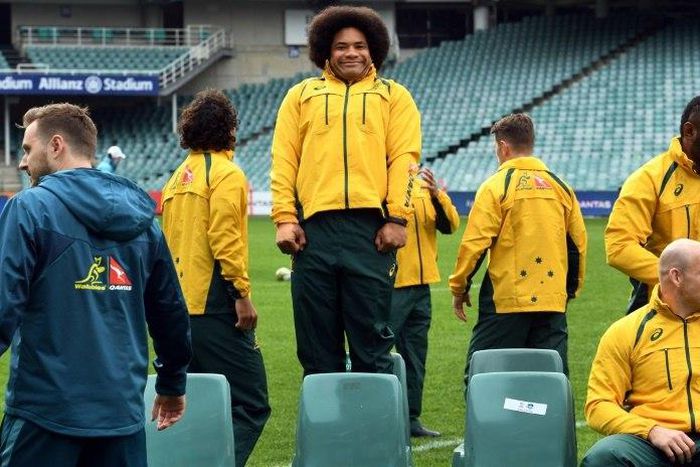 Australian rugby players gather for a team photo in Sydney, on 16 June 2017