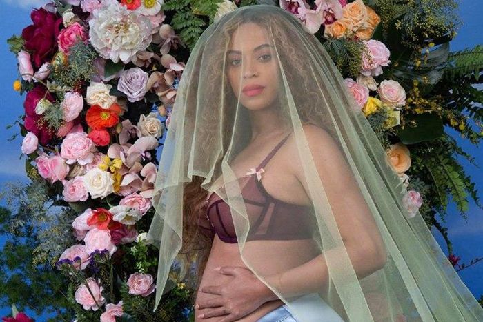 ___6856702___https:______static.pulse.com.gh___webservice___escenic___binary___6856702___2017___6___18___4___Beyonce+pregnant+twins