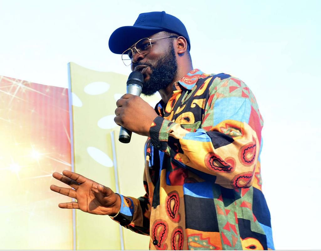 performing at the MTN Pulse Campus Invasion, Kwara State