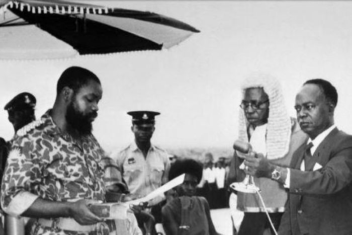 Colonel Odumegwu Emeka Ojukwu declaring the Independence of Biafra on May 30, 1967