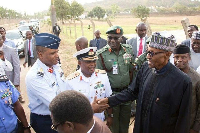 Nigerian President Mohammadu Buhari met military leaders upon his return from London