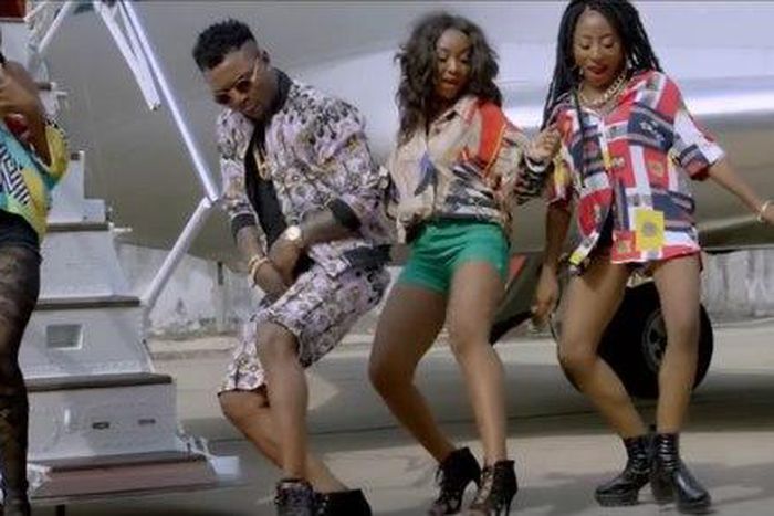 Oritsefemi - Happy day