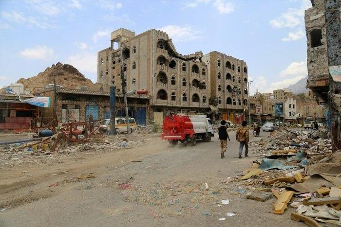 Nearly 6,900 people have been killed in the Yemen conflict