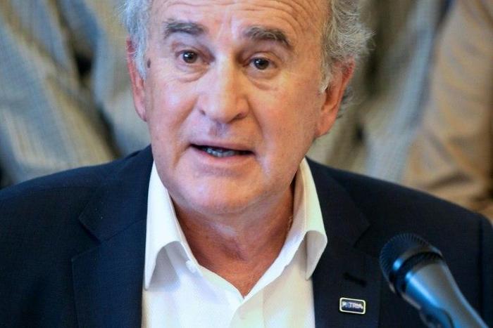 Former Secretary and Director of Intelligence (2014-2015) Oscar Parrilli speaks at a press conference in Buenos Aires on February 7, 2017