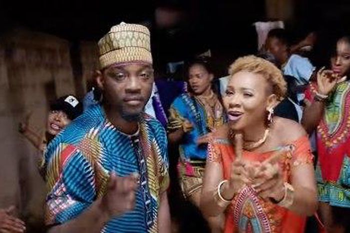 Mz Kiss - Fuji ft Awanjo