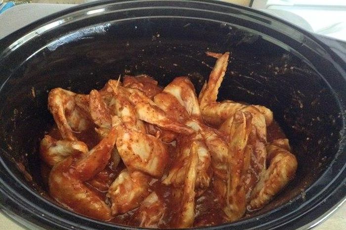 A pot of delicious chicken