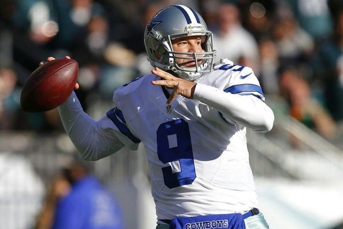 Former quarterback Tony Romo of the Dallas Cowboys has received hundreds of messages and phone calls since announcing his retirement and move into the broadcast booth as an announcer for the CBS network