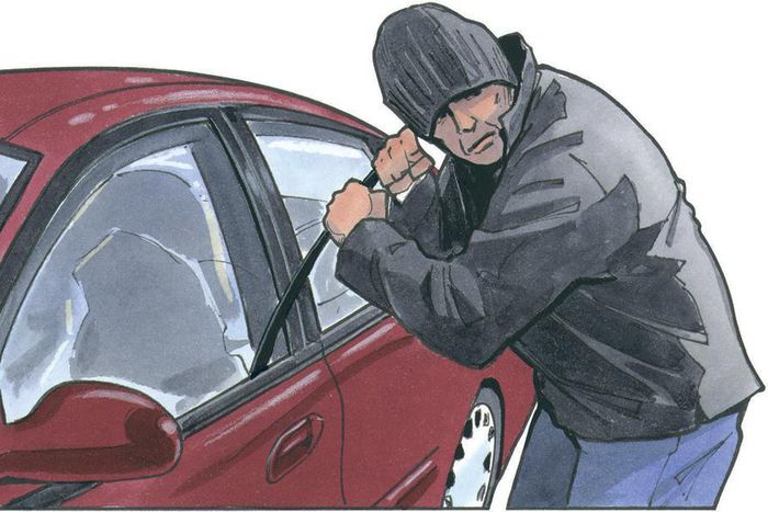 A depiction of an ongoing car theft.