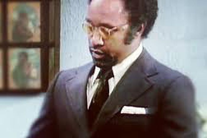 A new discovery that activates hair stem cells may hold promise for guys with baldness.