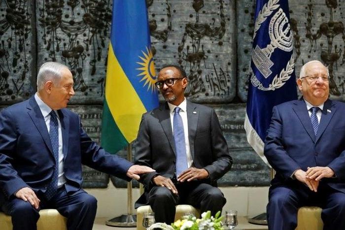 Rwanda's President Paul Kagame says he wants stronger ties with Israel at talks with Israel's president and prime minister
