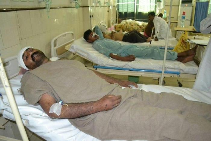 Victims of the Pakistan shrine attack being treated in hospital
