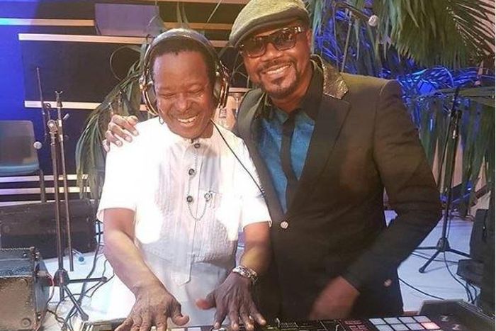 Sunny Ade and DJ Jimmy Jatt working the turntable