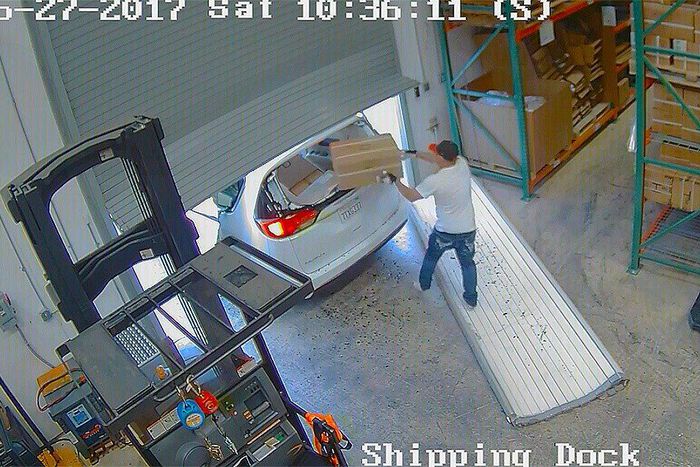 ___6779811___https:______static.pulse.com.gh___webservice___escenic___binary___6779811___2017___6___3___10___vegas-condom-heist