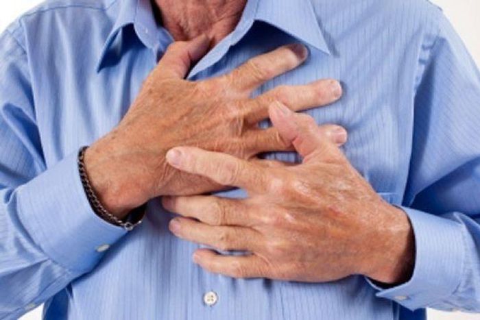 Sudden cardiac arrest may follow missed warning signs