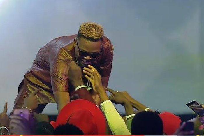 Olamide with fans at Soundcity MVP Awards 2016