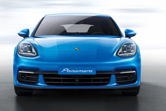 ___6736438___https:______static.pulse.com.gh___webservice___escenic___binary___6736438___2017___5___31___15___porsche-panorama-front_1