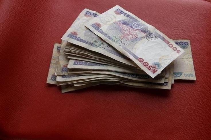Nigerian naira notes are seen in this picture illustration March 15, 2016.  REUTERS/Afolabi Sotunde/Illustration/File Photo
