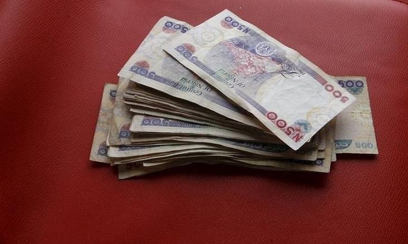 Nigerian naira notes are seen in this picture illustration March 15, 2016.  REUTERS/Afolabi Sotunde