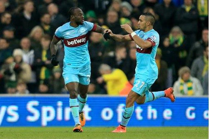 Victor Moses and Dimitri Payet