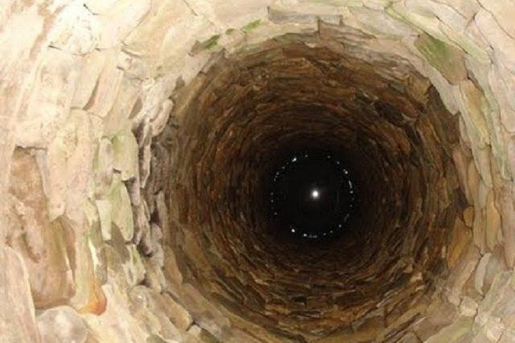 A well of death
