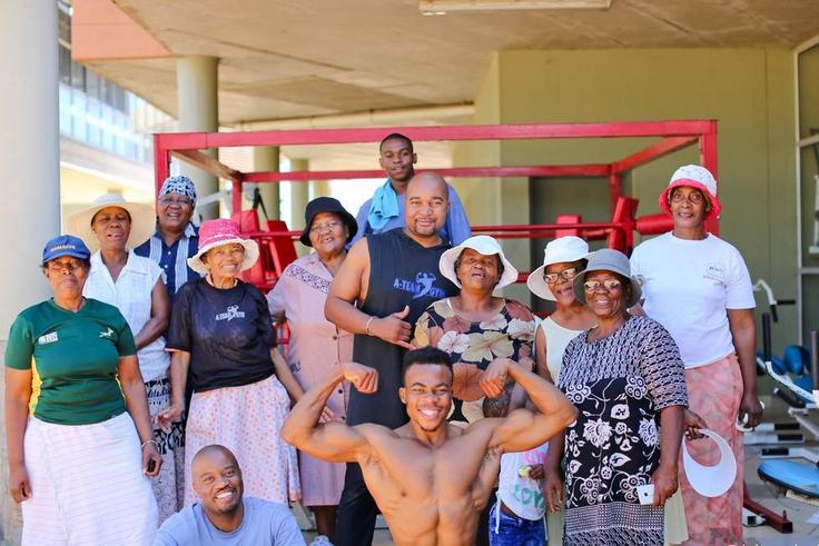 Boxing grandmas