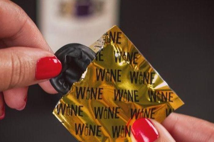 Wine condom