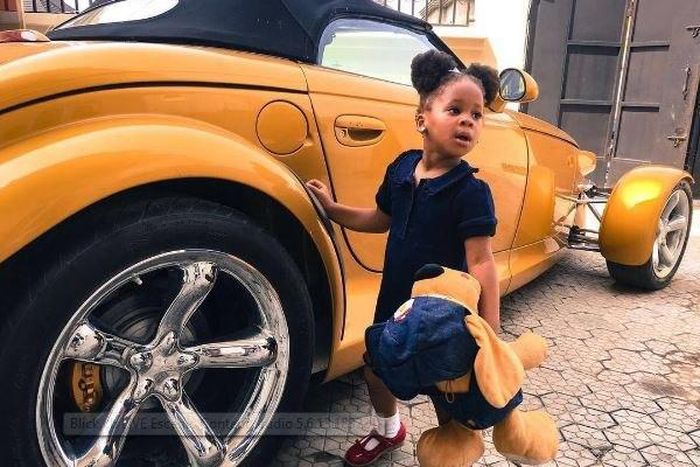 Flavour's daughter, Muna