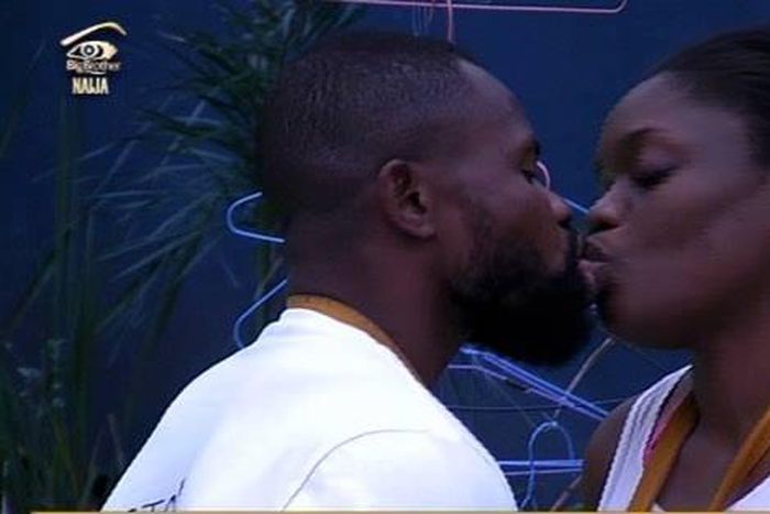 Bisola and Kemen's kiss