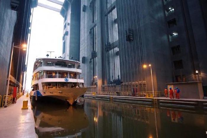 World's largest shiplift, Three Gorges Dam