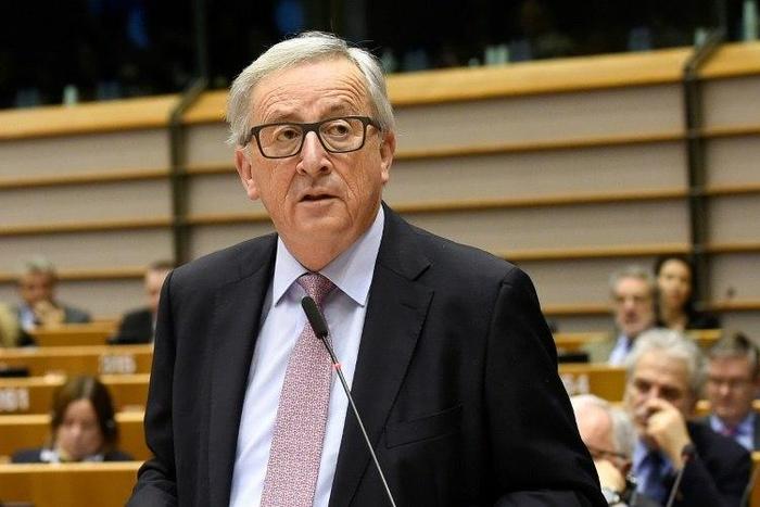 EU Commission President Jean-Claude Juncker addreses lawmakers at the European Parliament in Brussels, on March 1, 2017