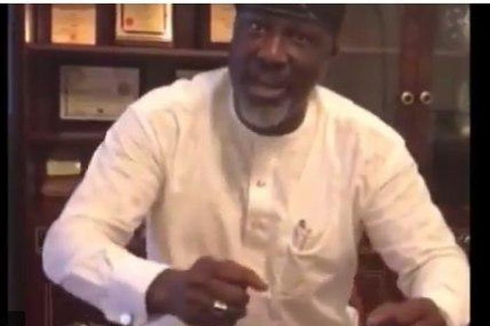 Sen Dino Melaye dancing