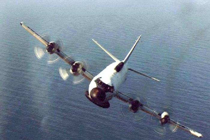 Two Chinese J-10 warplanes intercepted a US Navy EP-3 reconnaissance plane, similar to the one pictured here, in international air space west of the Korean Peninsula