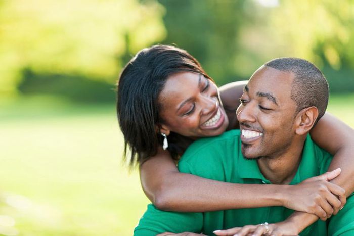 4 relationship ideas we all learn from romantic movies