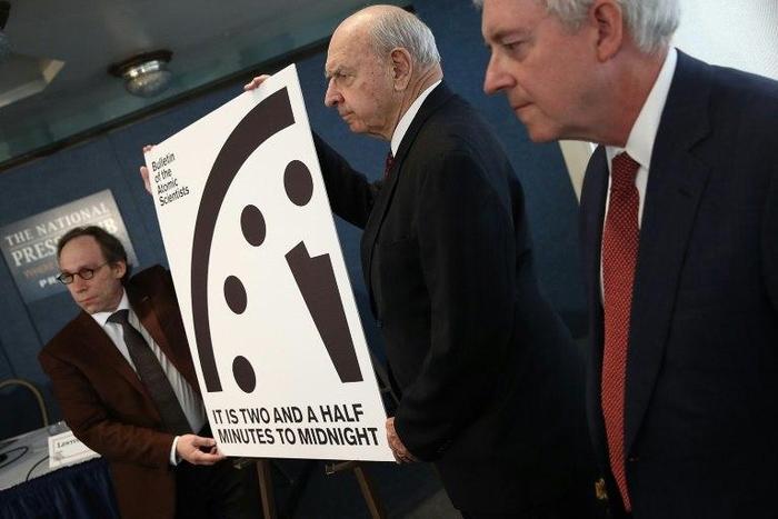 Members of the Bulletin of Atomic Scientists unveil the 2017 time for the "Doomsday Clock" January 26, 2017