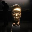 Damien Hirst sculpture titled "Golden heads (female)"