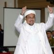 Rizieq Shihab arrives in court to testify in the blasphemy trial of Basuki Tjahaja Purnama in Jakarta on February 28, 2017
