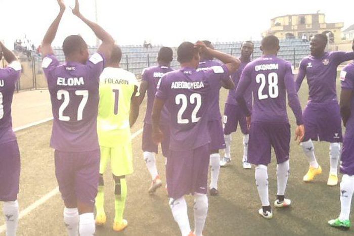 MFM FC players acknowledging cheers from their fans after mauling visiting Niger Tornadoes 3-0 at Agege Stadium in Lagos on Sunday, January 15, 2017.