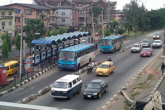 ___6936894___https:______static.pulse.com.gh___webservice___escenic___binary___6936894___2017___7___3___17___brt-buses-busstop-palmgrove