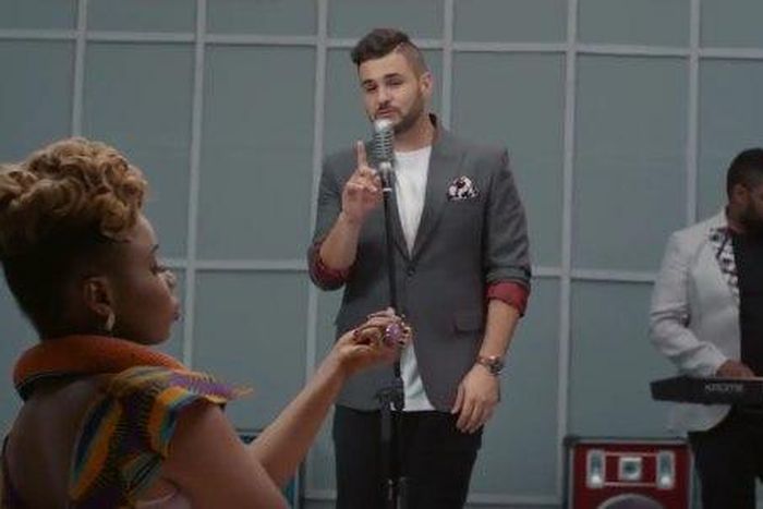 Yemi Alade, Mi Casa - ''Get through this''