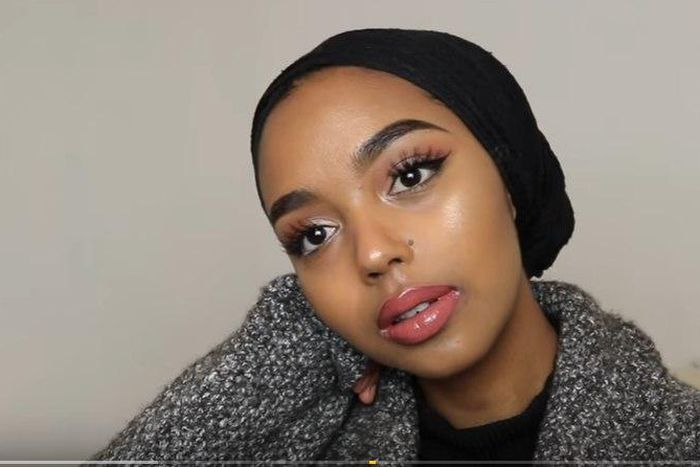 Beauty blogger Shahd Batal does an effortless glam makeup look