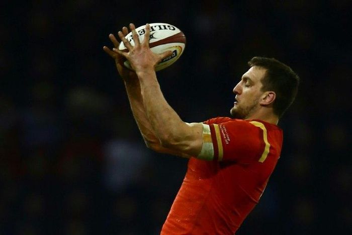 Wales' flanker Sam Warburton catches the ball at a line out during the Six Nations match against England at the Principality Stadium in Cardiff, south Wales, on February 11, 2017