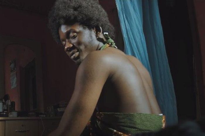 Mr Eazi  - Tilapia short feem