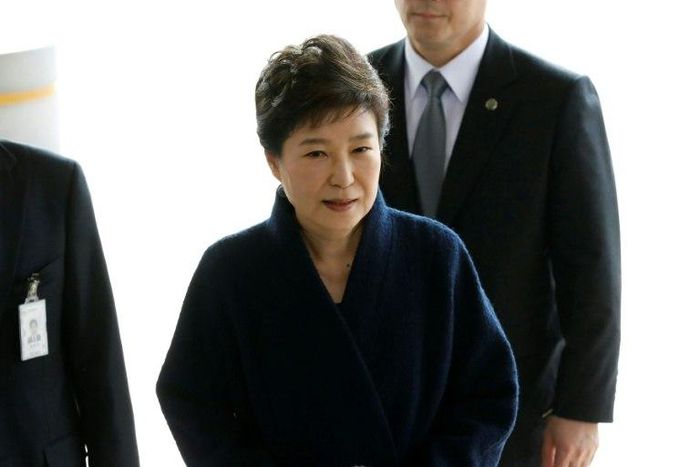 South Korea's ousted leader Park Geun-hye arrives to face questioning by prosecutors over the corruption and abuse of power scandal that brought her down, March 21, 2017