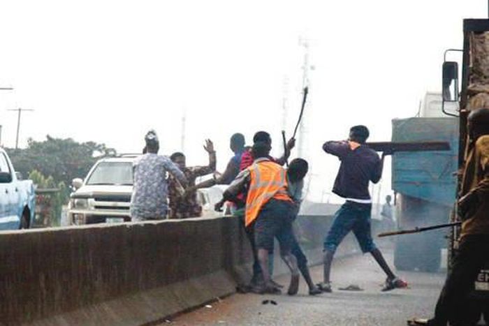 Lagos Street urchins in a free for all fight(This picture is for illustrative purposes).