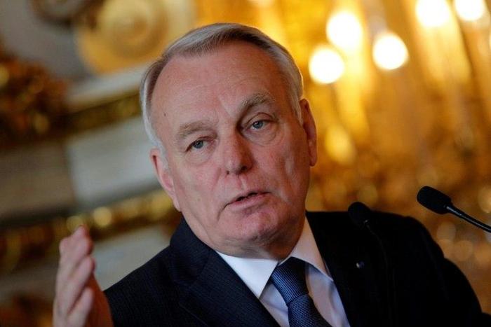 French Foreign Minister Jean-Marc Ayrault expressed his anger at an invitation to Paris being extended to Syrian Deputy Foreign Minister Ayman Soussan "after the despicable chemical attack" that Western allies have blamed on the Syrian regime