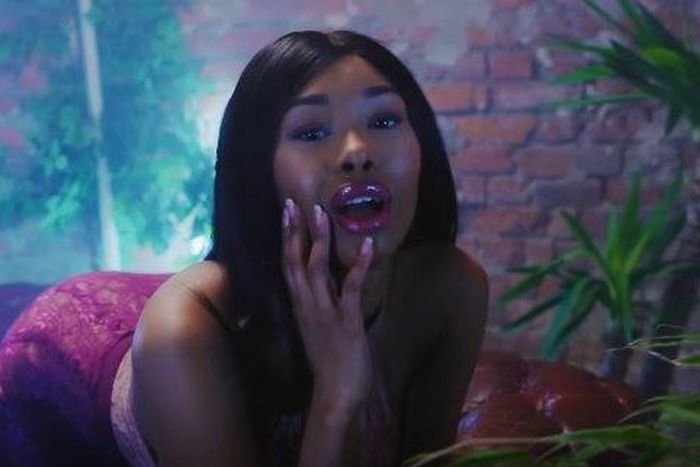 ___6341733___https:______static.pulse.com.gh___webservice___escenic___binary___6341733___2017___3___9___9___Kcee+Romantic+Call_1