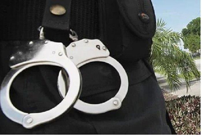 A police officer with his cuffs