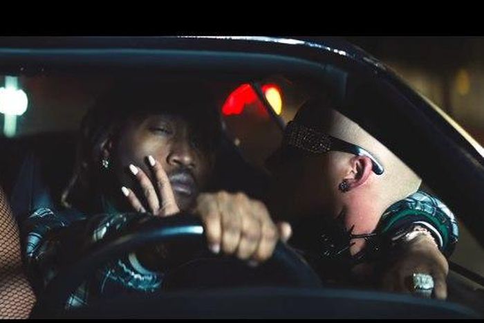 ___6632329___https:______static.pulse.com.gh___webservice___escenic___binary___6632329___2017___5___5___16___Future+-+Mask+off+official+video