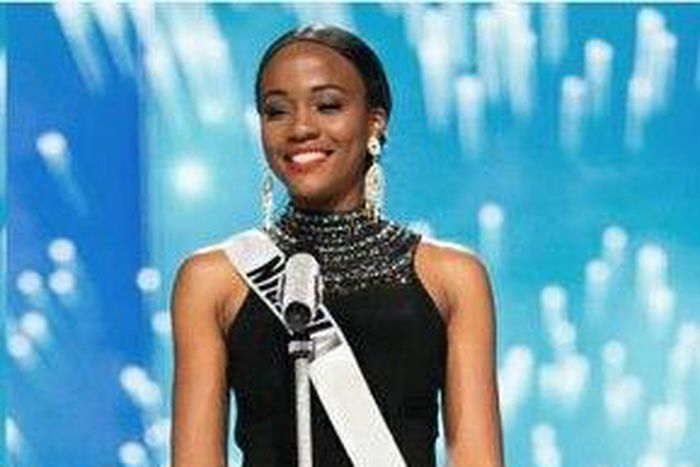 MBGN 2015 Unoaku Anyadike