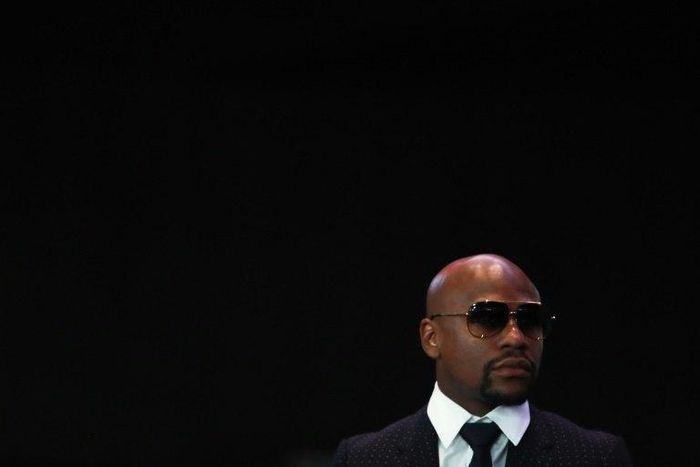 Floyd Mayweather, pictured in 2016, has repeatedly said that he won't come out of retirement, against anyone, for less than $100 million